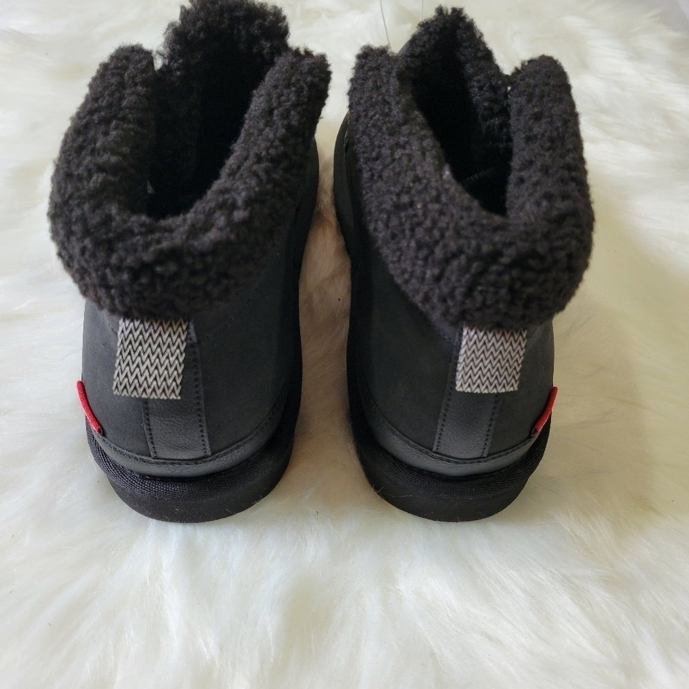 Stacy Adams Black Fur-Lined Boots - Picture 4 of 11
